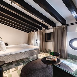 Superior Kamer met een King Size Bed in de Zolder